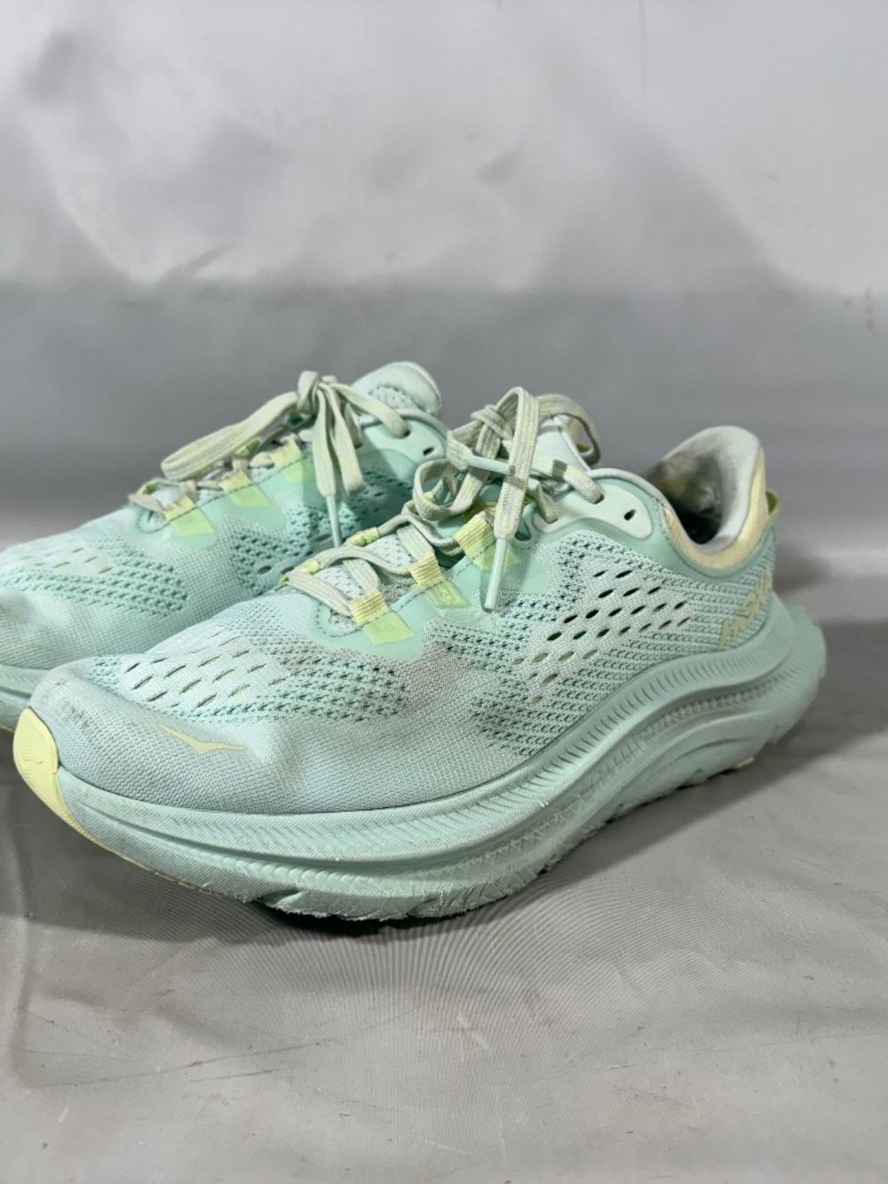 Hoka Kawana 2 Women’s Size 8B Running Shoes Aqua Breeze/Celery Juice Blue